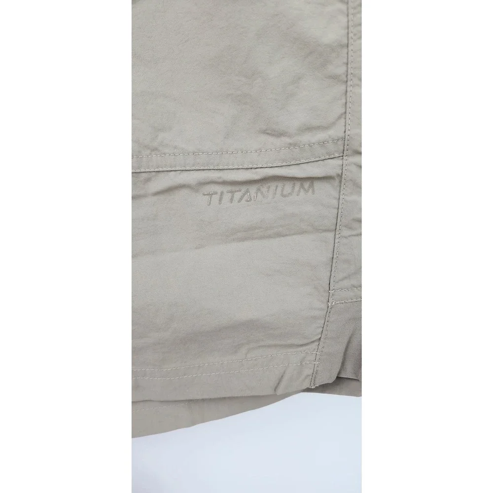 New NWT Men's Columbia Titanium UPF‎ 50 Omni-Dry Limitless Size 42 Khaki 221